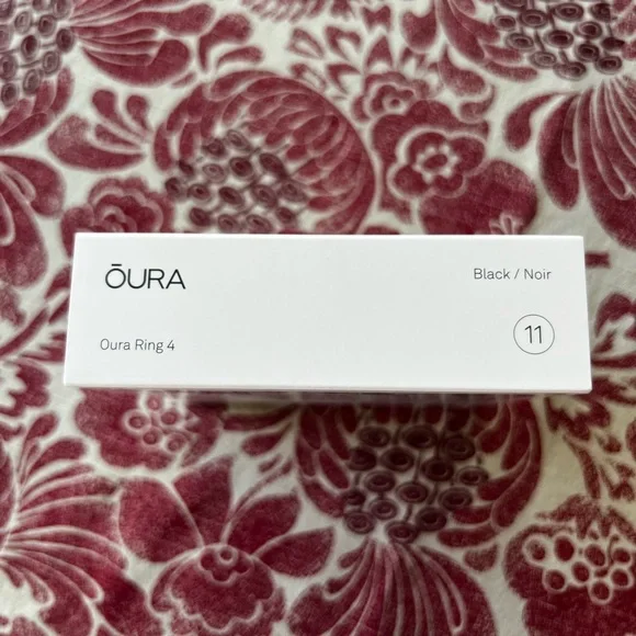 Oura Ring 4 Black Boxed Wellness Smart Ring Packaging - Picture 3 of 9